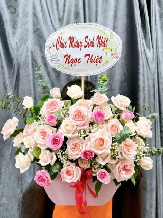 Bac Tan Uyen Congratulation Flower Basket 02