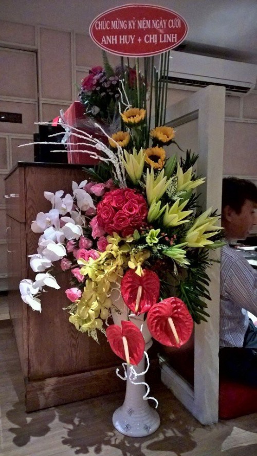 Congratulation Flowers Binh Duong 08