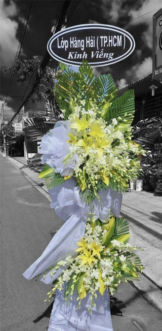 Phu Giao condolence flower shelf 12